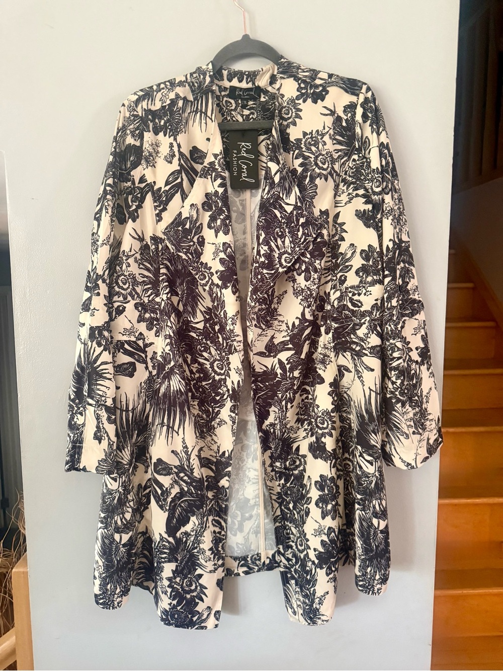 RD Style Black & White Floral Open-Front Blazer